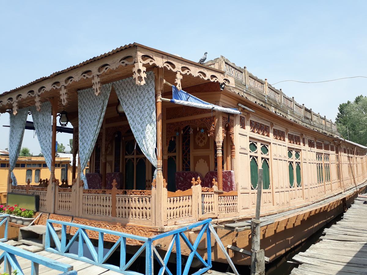Heritage Geneva House Boat Srīnagar Esterno foto